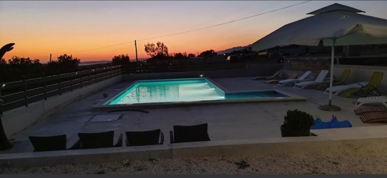 זאדאר Apartmani Niko מראה חיצוני תמונה