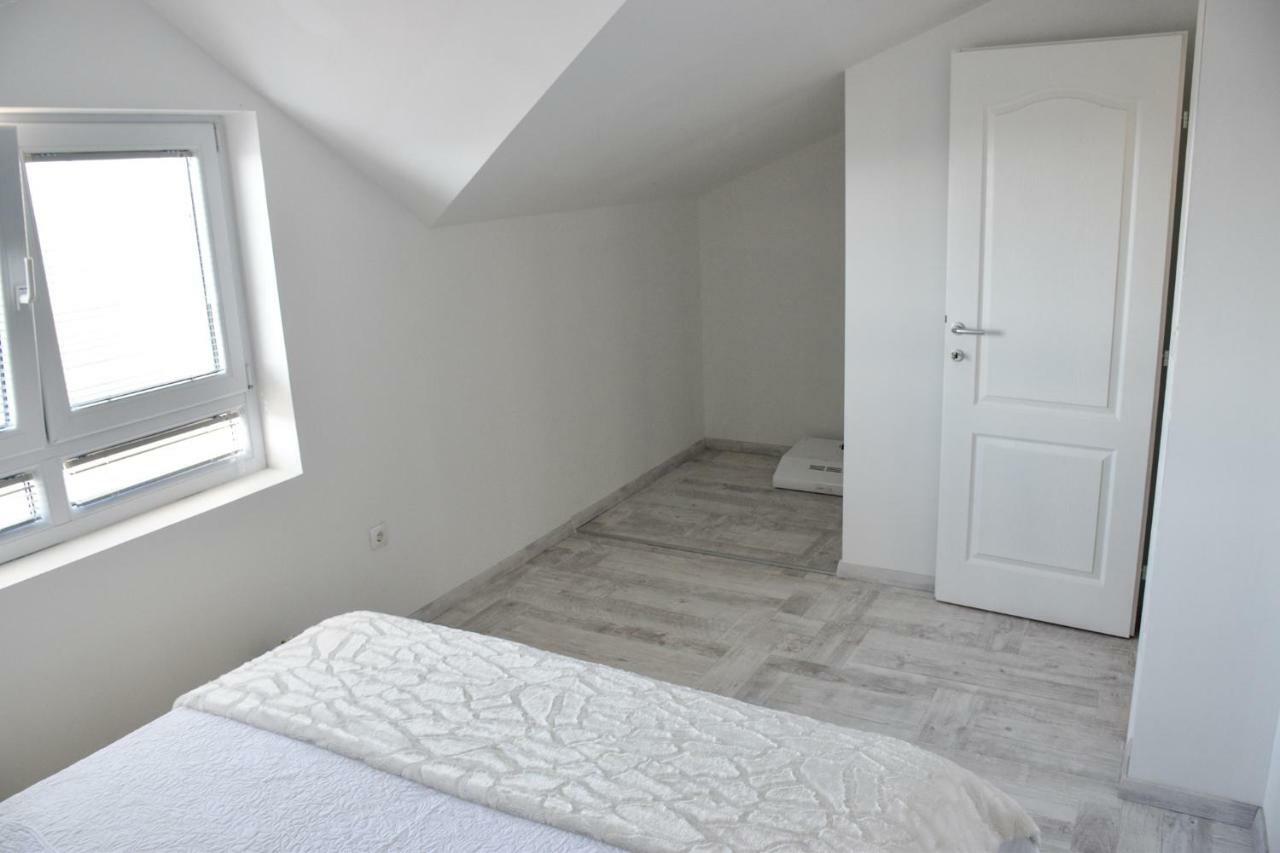 זאדאר Apartmani Niko מראה חיצוני תמונה