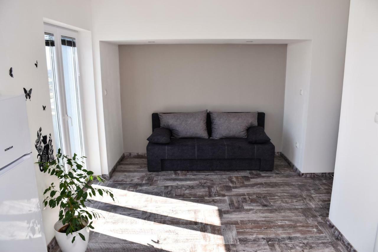 זאדאר Apartmani Niko מראה חיצוני תמונה